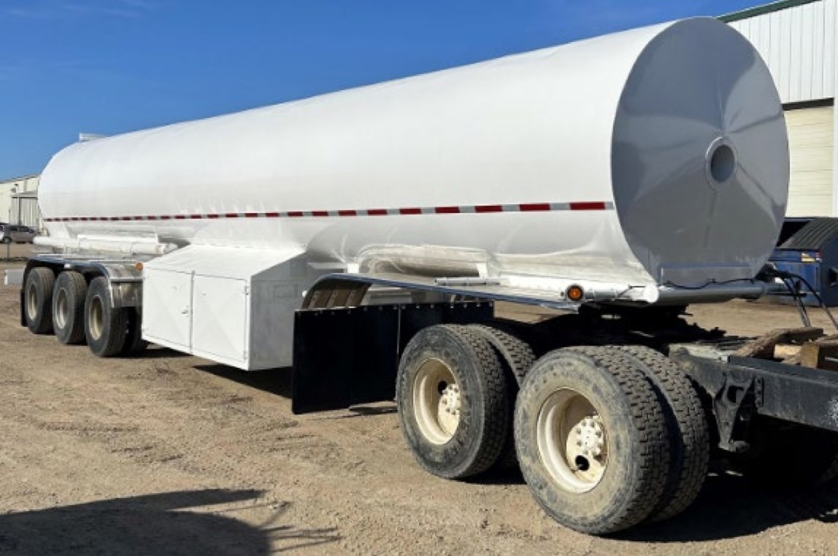 Complete CO₂ Trailer Refurbishment - including new piping & engine